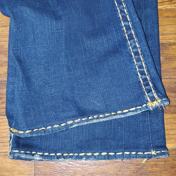 True Religion Wide Leg Jeans - Picture 9 of 9